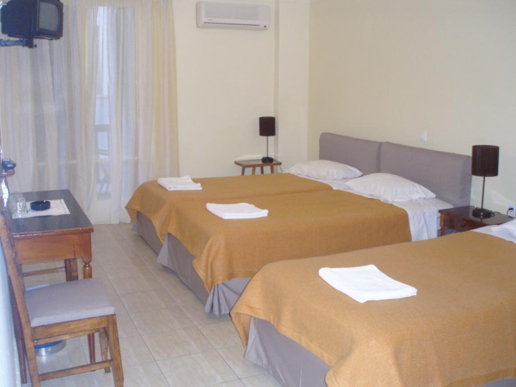 Delfinia Tinos Quarto foto