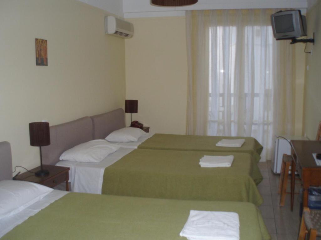 Delfinia Tinos Quarto foto